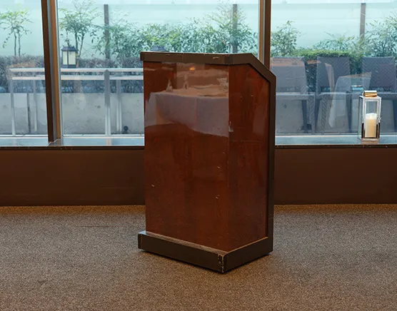 演台（司会台）