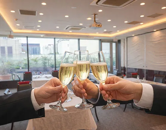 周年記念・表彰式・お祝いプラン|新宿イタリアンで格式あるセレモニー
