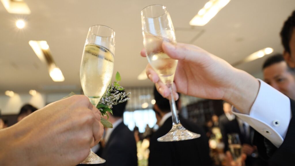 同窓会の参加率は？【参加率UPの具体策７選】